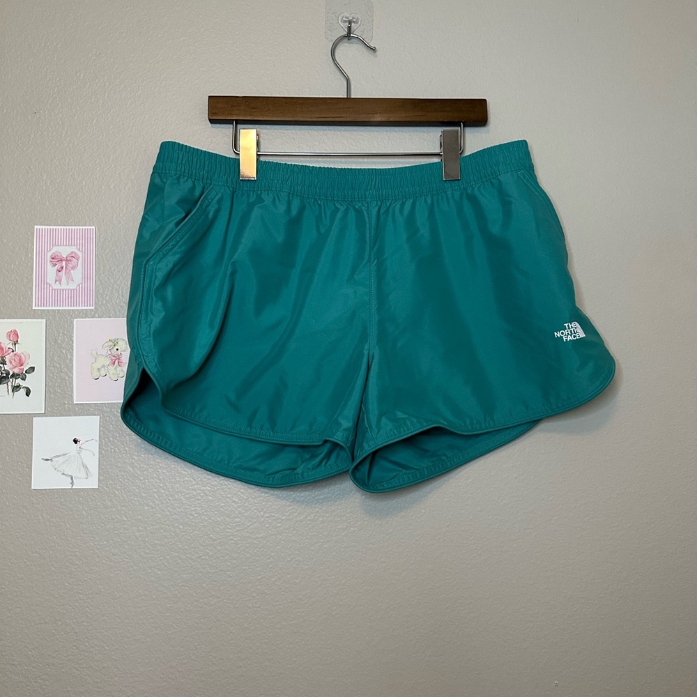 The North Face Water Shorts New With Tags XL Blue women